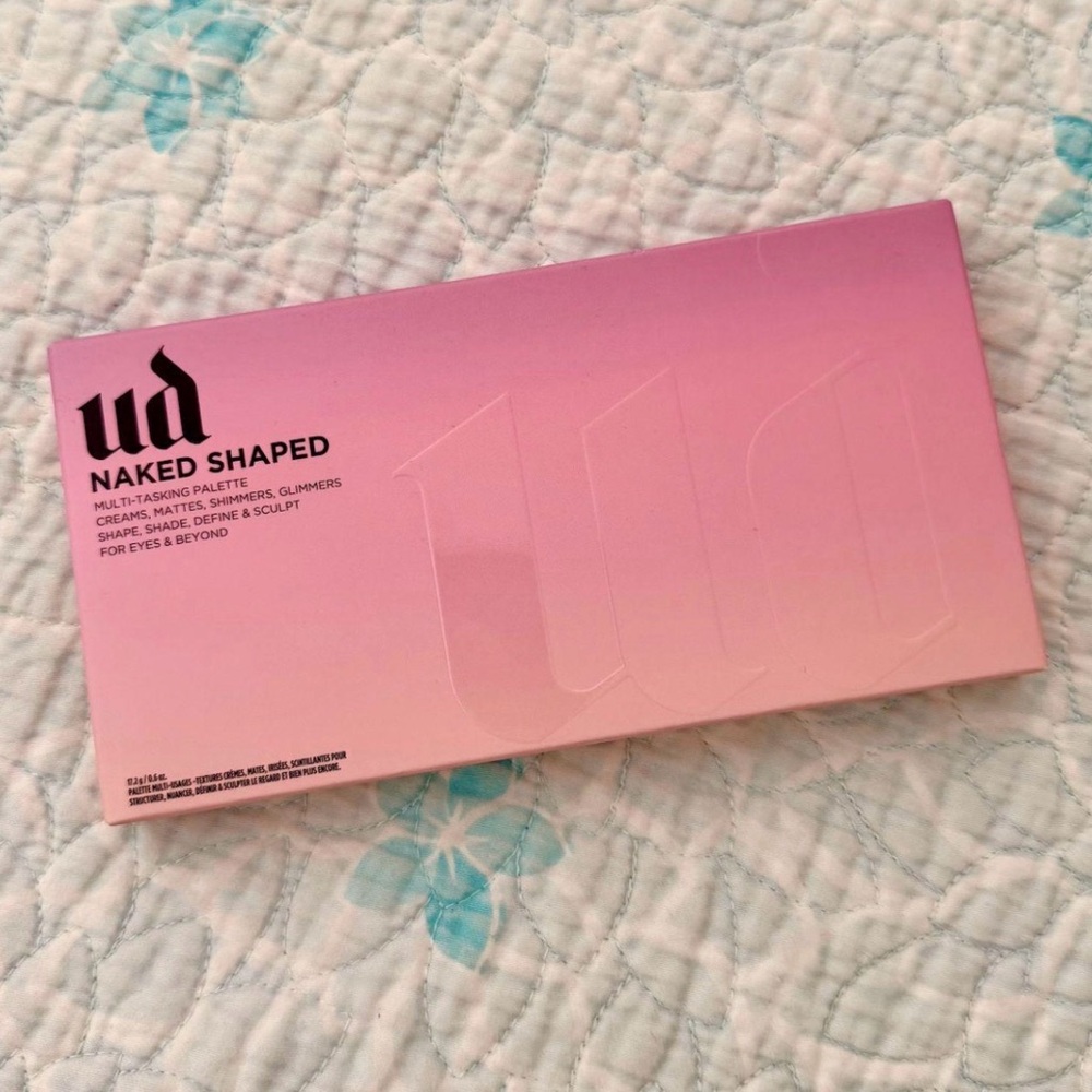 Urban Decay Naked Shaped Eyeshadow Palette - Pink and Purple